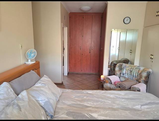 3 BEDROOM HOUSE FOR SALE IN HELIKON PARK